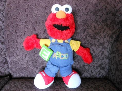 2008 Mattel Fisher-Price "Singing ABC Elmo" Check out the video on my ...