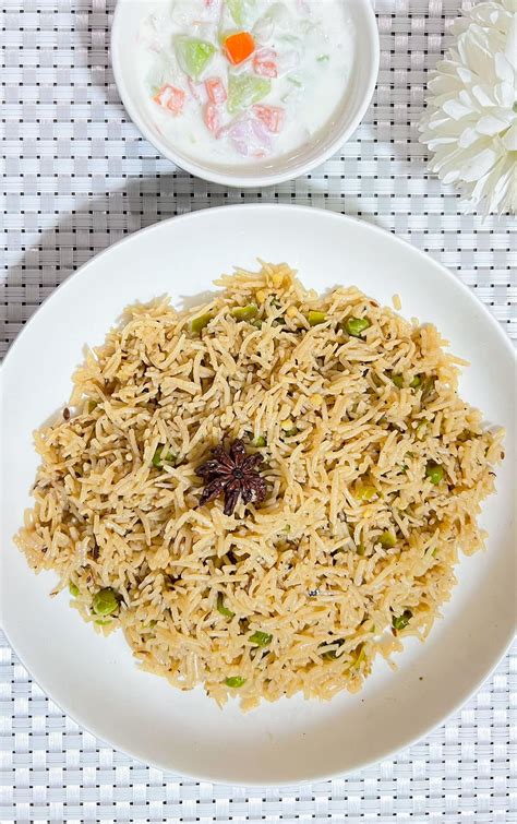 Peas Pulao with Kachumar Raita - Healthier Steps