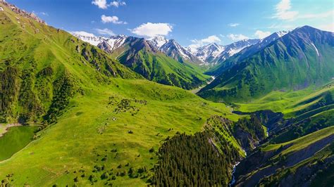 Horseback adventures in Central Tien-Shan | Trip to Kyrgyzstan