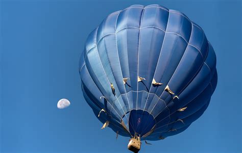 Moon, Blue, Sky, Hot air balloons Wallpapers HD / Desktop and Mobile Backgrounds