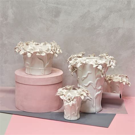 Premium Photo | Decorative ceramic vase. stylish interior home design