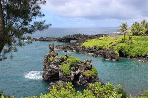 Wai'anapanapa State Park | Maui Guidebook