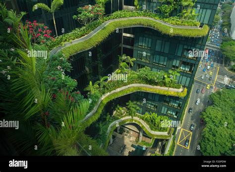 Singapore, Park Royal hotel by Woha singapourian architectur studio Stock Photo: 87298789 - Alamy