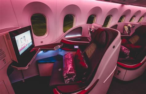 Review: Qatar Airways "Dreamy" Boeing 787 Dreamliner Business Class...