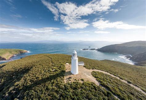 Bruny Island Safaris - Food, Sightseeing and Cape Bruny Lighthouse Day ...