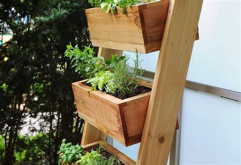 Build a Vertical Herb Garden