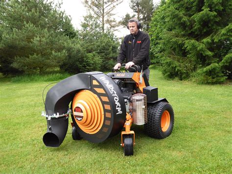 SCAG Expand Debris Management Range - Turf Matters