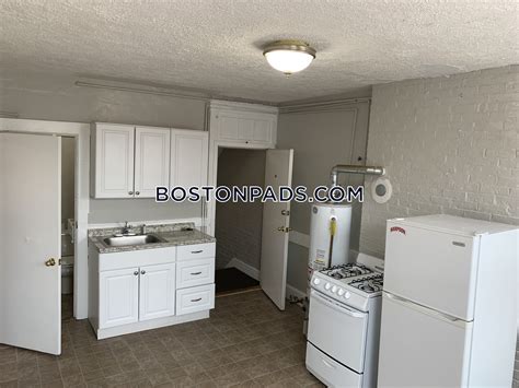 North End 2 Beds 1 Bath Boston - $2,500