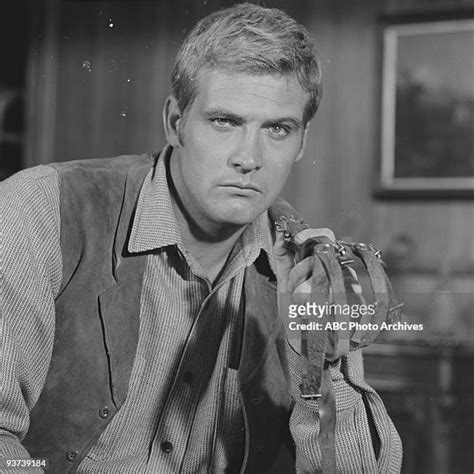 Lee Majors Big Valley Photos and Premium High Res Pictures - Getty Images