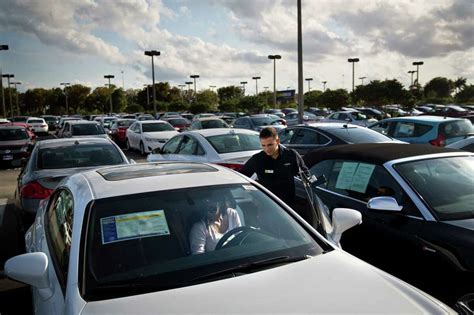 CarMax now selling used cars online in Houston