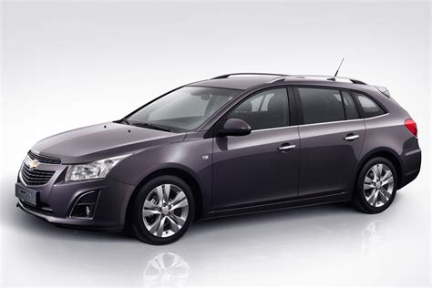 Chevrolet Cruze SW - цена, характеристики и фото, описание модели авто