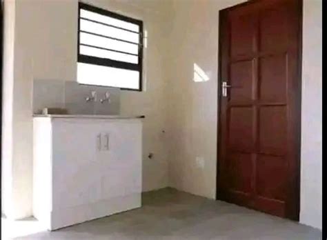 Rdp houses is for Sale in gauteng province at Brakpan(Tsakane Ext 22) and we also looking people ...