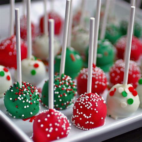 Cake Pops; festive for Christmas, and easy to decorate with the kids! # ...