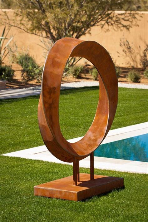 49 Modern Outdoor Metal Garden Art Ideas | Wall sculpture art, Metal garden art, Garden art ...