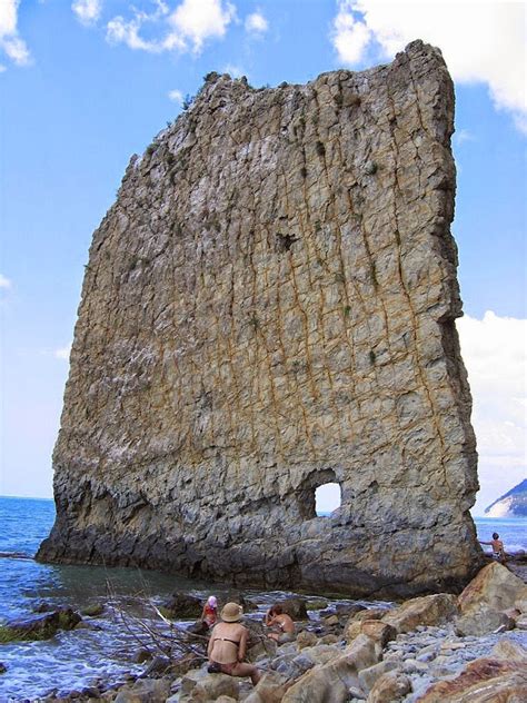 Sail Rock, Russia | Amusing Planet