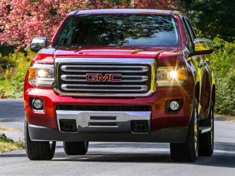 2016 GMC Canyon Duramax Joins the Workforce | GearDiary