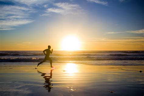 Run Sunset Beach, 12 Apr 2025 | World's Marathons