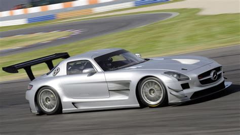 Mercedes-Benz SLS AMG GT3 racing car | evo