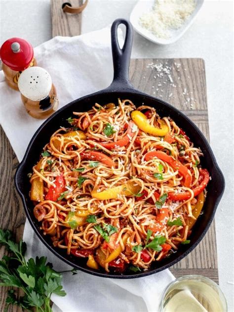 Peperonata Pasta - Healthy Seasonal Recipes