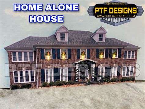 G Scale - HOME ALONE HOUSE - Building Flat w/ LEDs Christmas Decoration | eBay