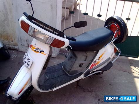 Second hand Kinetic Zoom ZX in Bangalore. KINETIC HONDA ZOOM ZX FOR SALE.. White colour. Price ...