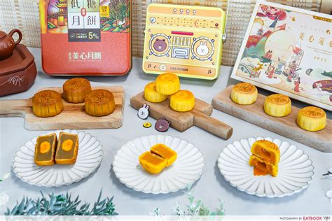 Hong Kong MX: Award-Winning Lava Custard Mooncakes From HK Now In ...