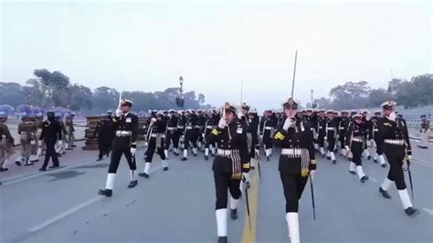 Indian Navy shares BTS footage of its contingent rehearsing for R-day ...