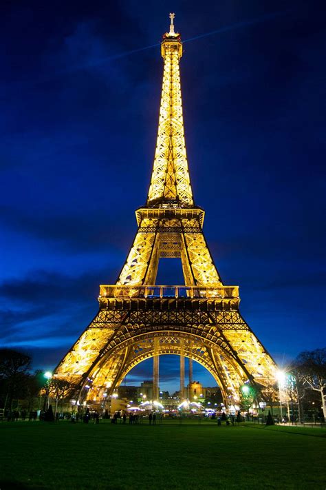 la estructura de la torre iffel