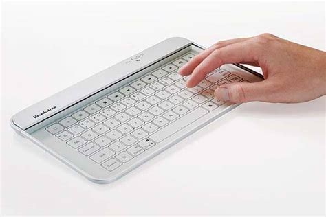 The Portable Bluetooth Keyboard Boasts Aluminum and Tempered Glass Construction | Gadgetsin