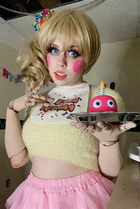 Toy Chica five Nights at Freddy's Cosplay Prints - Etsy