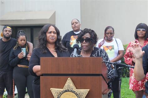 Sheriff provides insight into unsolved Compton killings – The Bulletin