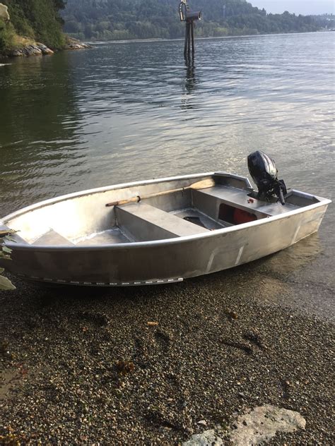 12 foot welded aluminum boat. The skiff was built from online plans that you can download ...