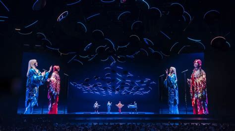 ABBA Premiere "ABBA Voyage" Hologram Concert: Setlist + Video