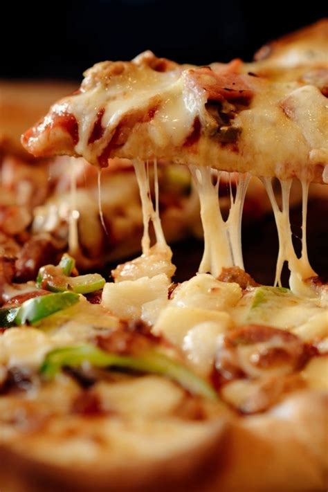 How Many Slices In A 10-Inch Pizza? 10-Inch Pizza Info