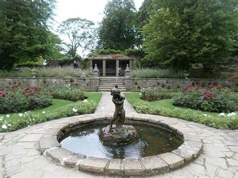 Lyme Park gardens | Lyme park, Outdoor, Outdoor decor