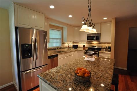 Giallo Fiorito Granite | Countertops, Cost, Reviews