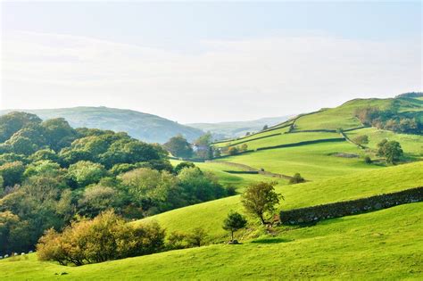 And the sublime rolling landscapes all around the British countryside: | 15 Stunningly Colorful ...