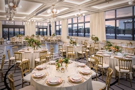 Perry Lane Hotel Weddings Savannah/Georgia Coast Wedding Venue… | Coast wedding venues, Hotel ...