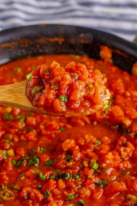 Tomato Basil Pasta Sauce • Bread Booze Bacon