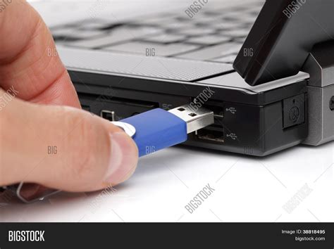 USB Flash Drive Stick Image & Photo (Free Trial) | Bigstock