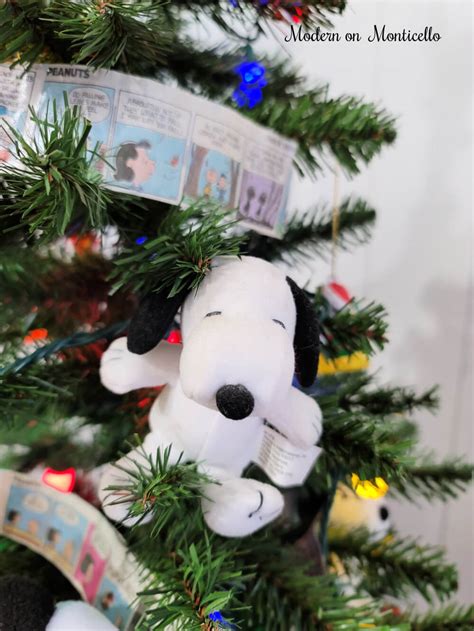 Snoopy Themed Christmas Tree And Decorations - Modern on Monticello