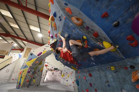 Experienced Climbers — Boulder Central