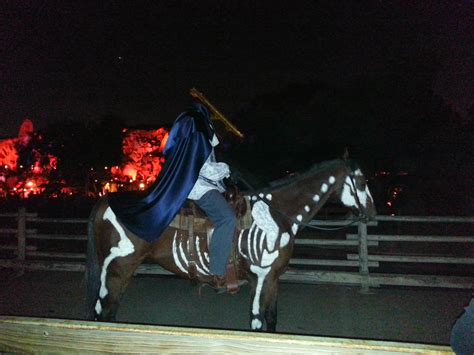 Knott’s Scary Farm Tips and Advice | It's a Lovely Life!