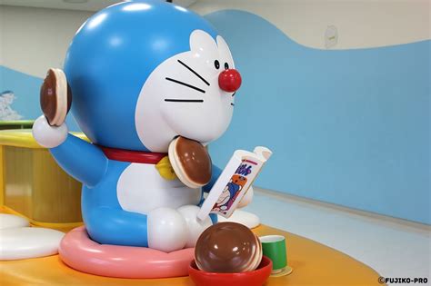 Fujiko F. Fujio Doraemon Museum Japanese Icon, Study Japanese, Cute ...