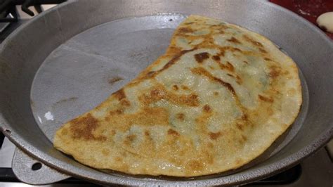 Kabul Street Bolani (How to Make Bolani) - YouTube | Yummy food ...