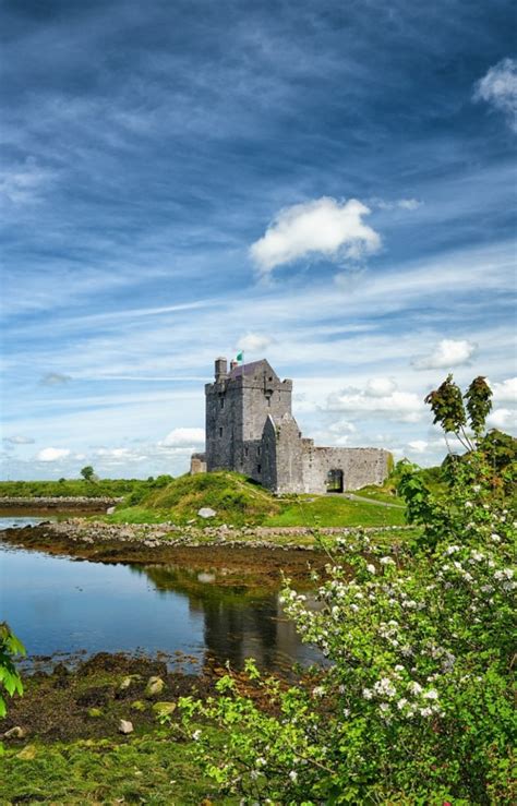 Dunguaire Castle - Ireland Highlights