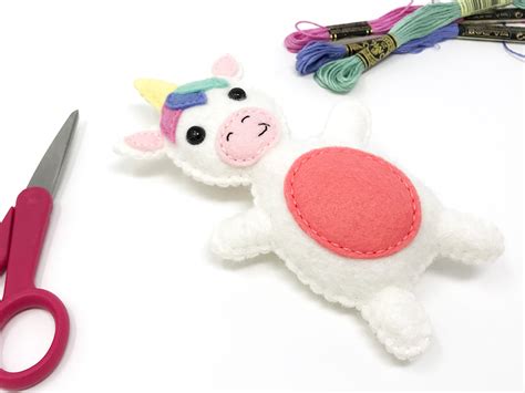 The cutest felt animals patterns to sew! - Swoodson Says