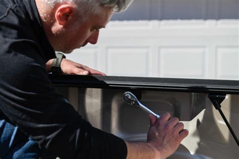 How to Install a Tonneau Cover - AutoZone