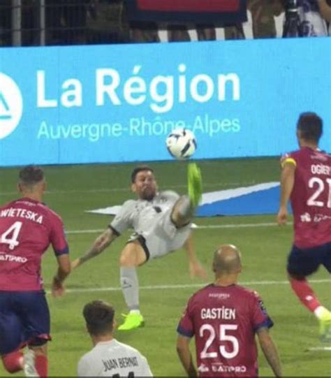 Watch The Incredible Lionel Messi Bicycle Kick Goal For PSG