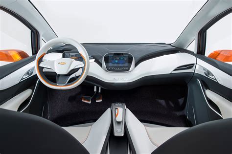 Chevrolet Bolt EV concept - US$30k, 320 km range